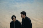 The finの新しいアーティスト写真.。左からKaoru Nakazawa（B, Syn）、Yuto Uchino（Vo, G, Syn）。