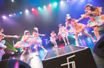 「フューチャーサイダー3周年記念ワンマンライブ～はしゃげ！ちゃの仲間たち！～」の様子。