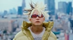 「Quest」ミュージックビデオより。