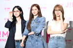 「RIM loves MISAMO POP-UP STORE」ローンチイベントより。左からMISAMOのミナ、サナ、モモ。