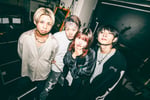 Atomic Skipper。右から2番目が中野未悠（Vo）。