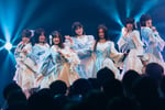 HzMeデビューライブ「First Hz」の様子。（撮影：真島晄）