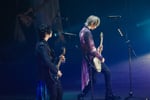「After the Rain 10th Anniversary Tour ～ 春夏秋冬 ～」の様子。