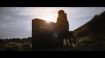 OSHIKIKEIGO「ReTake」ミュージックビデオより。