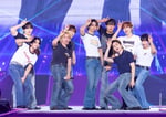 SEVENTEEN。2026年5月開催の日本ファンミーティング「SEVENTEEN 2026 JAPAN FANMEETING 'YAKUSOKU'」より。