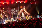 GLAY「HIGHCOMMUNICATIONS TOUR 2026 “GLAY-complete BEST”」ファイナル公演の様子。（撮影：田辺佳子）