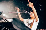 10年前の井上竜馬（Vo, Key）。（撮影：西槇太一）