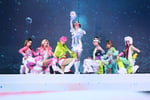 「Capital's Summertime Ball 2026」に出演したXG。左からHARVEY、MAYA、CHISA、JURIA、COCONA、JURIN、HINATA。