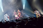 「SCANDAL TOUR 2026『ECHO』」EX THEATER ROPPONGI公演の様子。（Photo by Takeshi Yao）