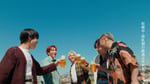 「キリンのどごし＜生＞新TVCM『すっごく爽快』篇」より。