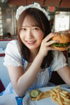 藤嶌果歩（日向坂46）1st写真集「果実の歩幅」収録カット。©集英社／菊地泰久