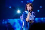 「Suzuka Tomita - One Last Live」より富田鈴花。