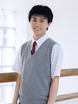 松野翔太役の米尾賢人（龍宮城）。©「陽キャ集団にいる芹沢は、俺の前だと様子がおかしい」製作委員会