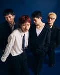 新体制のTORO。左から長谷川柊太（B）、梅田修弥（Vo, G）、堀野恭平（Vo, G）、大西竜矢（Dr）。