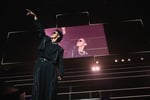Hilcrhyme活動20周年公演「朱ノ鷺 2026」の様子。