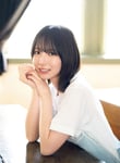 日向坂46渡辺莉奈、本日発売「週刊少年マガジン」で放つ17歳のピュアオーラ