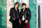 ROX66。左から、井上ヨシマサ、植草克秀（少年隊）。