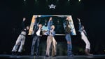 「STARGLOW 1st Fan Meeting -STAR CRUISE Special Edition-」神奈川・横浜アリーナ公演より「Drivin' My Life」のパフォーマンスの様子。
