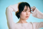 小町まい（ex. SANDAL TELEPHONE）のソロプロジェクト・Silent Blueのアーティスト写真。