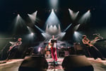 GRAPEVINE「IN A LIFETIME CIRCULATOR tour」EX THEATER ROPPONGI公演の様子。（撮影：藤井拓）