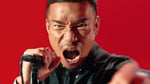 長友佑都が出演するマクドナルド「ダブルチーズバーガー」の新WebCM「長友佑都×オトナノススメ『オトナはサイコー！』」編より。