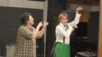 左からこっちのけんと、二階堂高嗣（Kis-My-Ft2）。©テレビ朝日