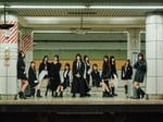 ≒JOYの新しいアーティスト写真。