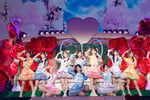 「＝LOVE 9周年コンサート『＝LOVE 9th ANNIVERSARY PREMIUM CONCERT』」の様子。©YOANI / ソニー・ミュージックレーベルズ
