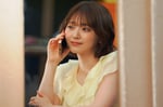 ドラマ「もうパパ！」に出演する鈴木愛理。©ABCテレビ